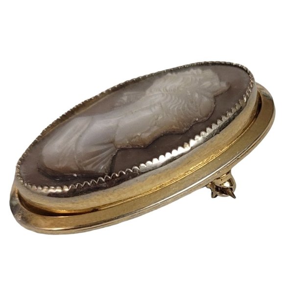 Catamore 1-20 12K GF Gold Filled Shell Carved Cameo Brooch, Signed E85 - Picture 4 of 10